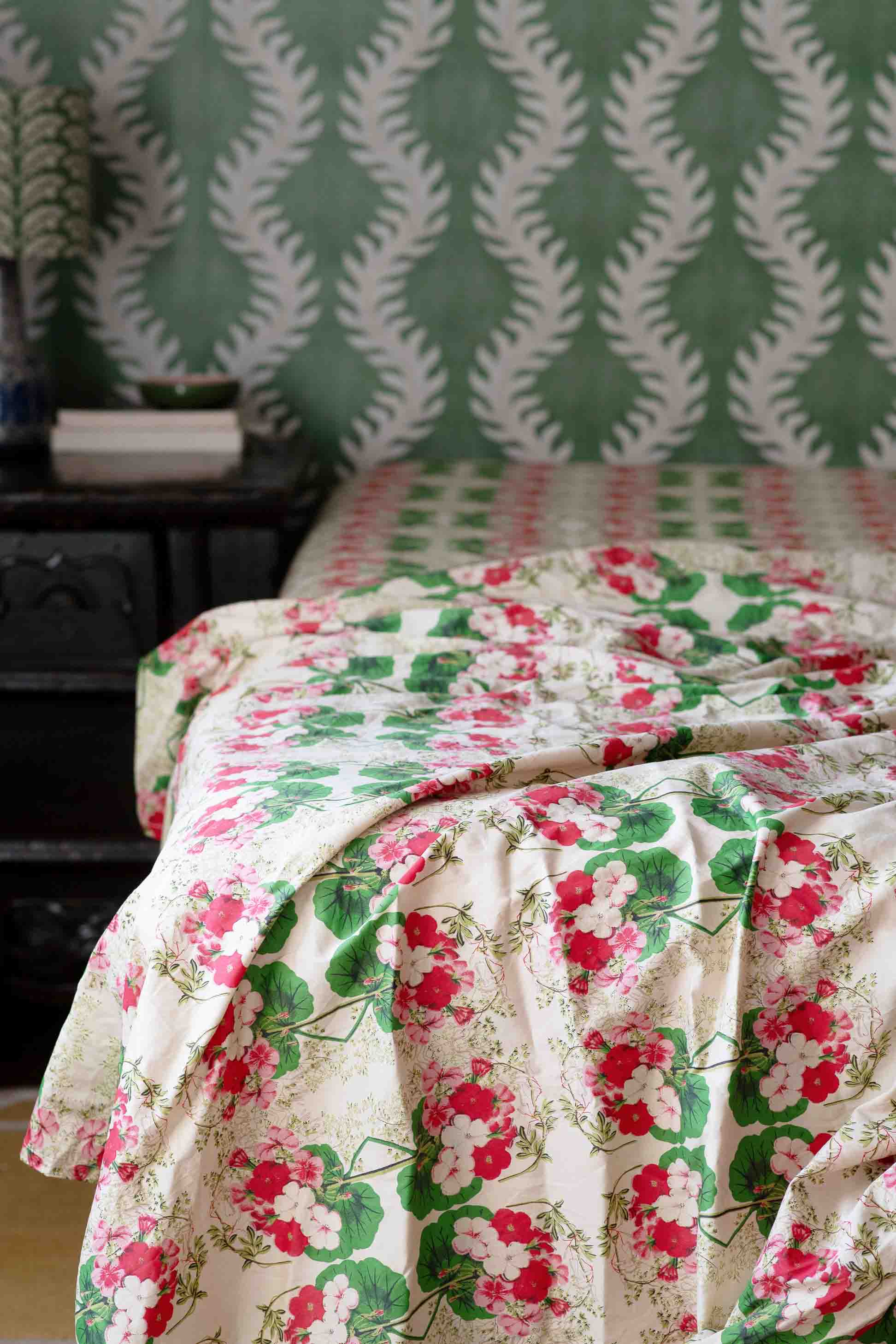 Lazybones Sheet Set - Pelargonium