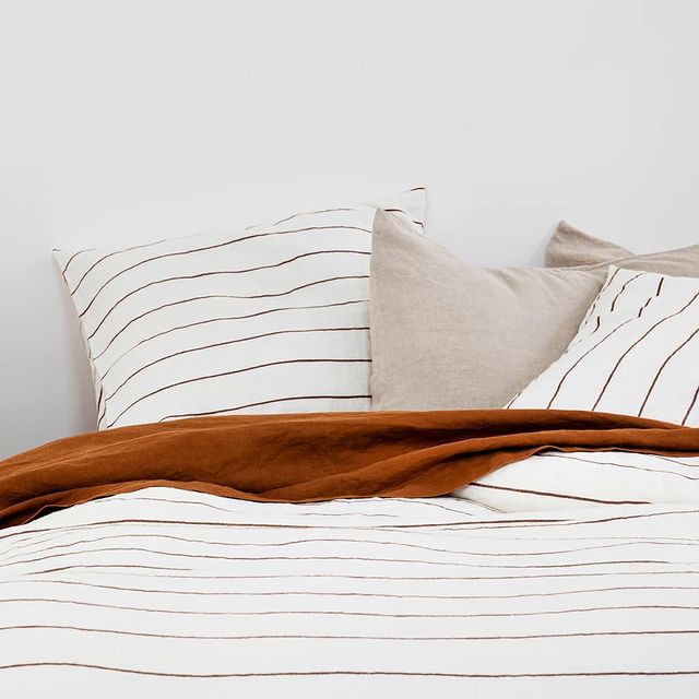 Cultiver Set of 2 Linen Euro Pillowcases - Cedar Stripe