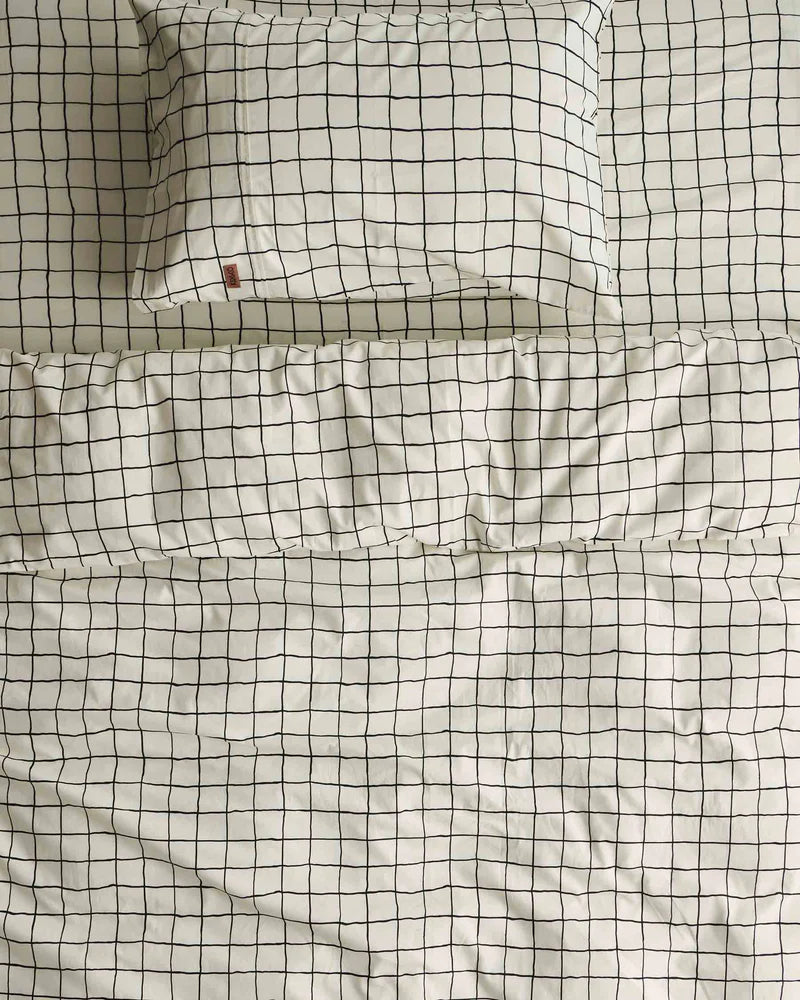 Organic Cotton Fitted Sheet - Check 1-2 White and Black