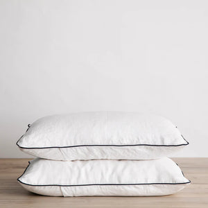 Cultiver Set of 2 Piped Linen Pillowcases - White/Navy Piped